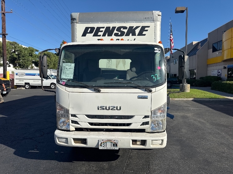 2020 Isuzu NQR in Fontana, CA — photo 2
