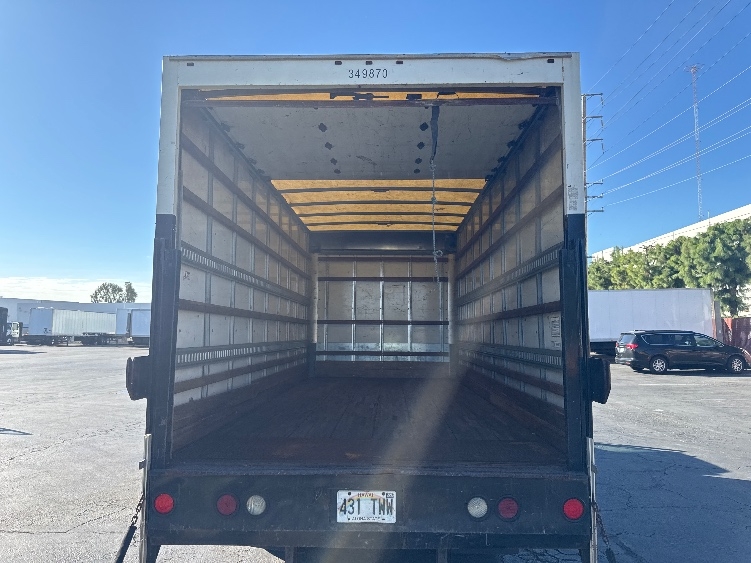 2020 Isuzu NQR in Fontana, CA — photo 8