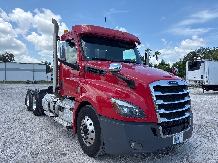 2020 Freightliner Cascadia in Ocala, FL