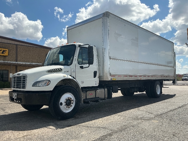 2020 Freightliner eM2 in Dallas, TX — photo 3