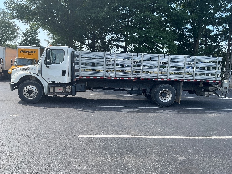 2020 Freightliner eM2 in Capitol Heights, MD — photo 4