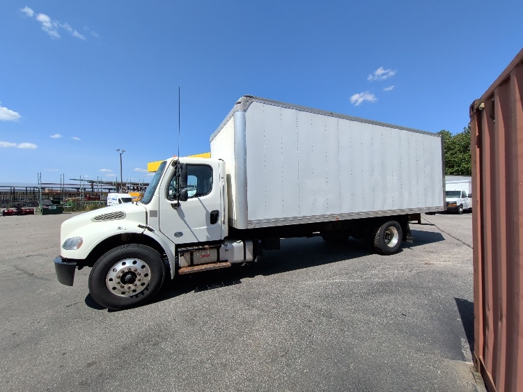 2020 Freightliner eM2 in Monmouth Junction, NJ — photo 4