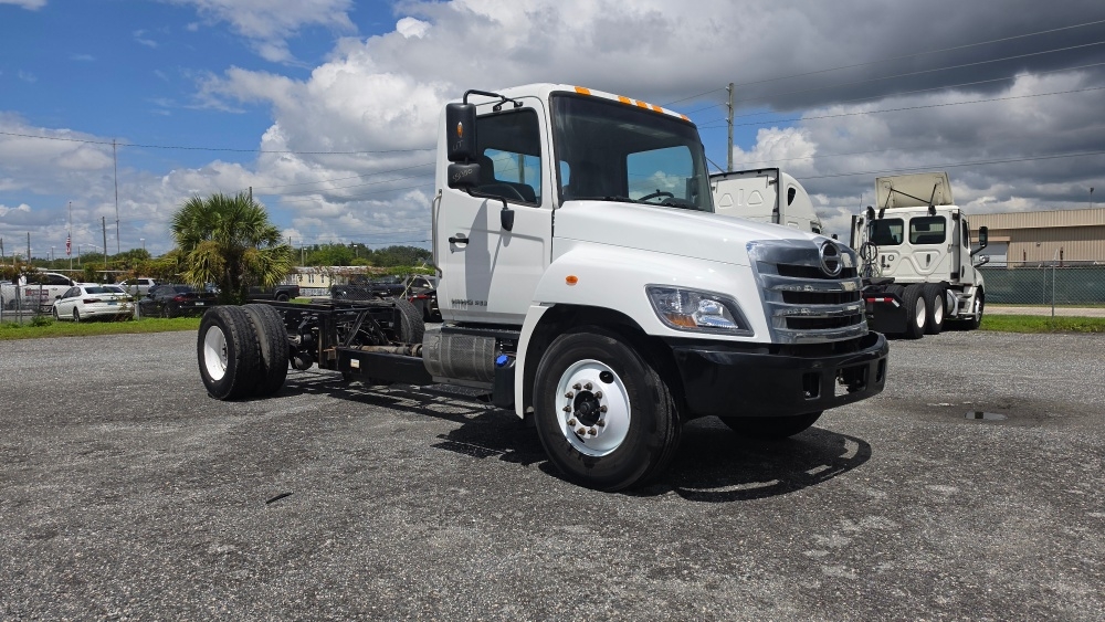2020 Hino 268 in Ocala, FL