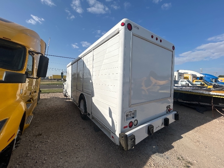 2020 Freightliner eM2 in Amarillo, TX — photo 6
