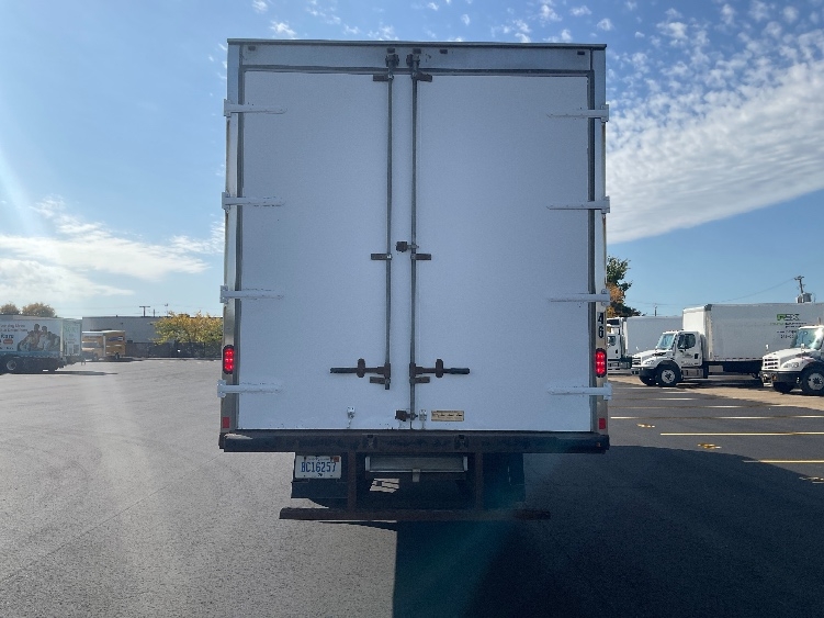 2020 Freightliner eM2 in Lansing, MI — photo 7