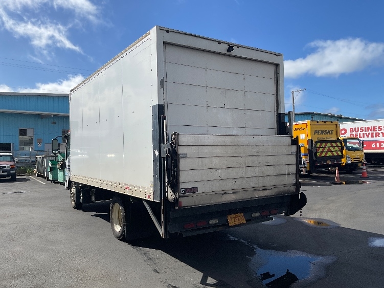 2020 Isuzu NQR in Torrance, CA — photo 6
