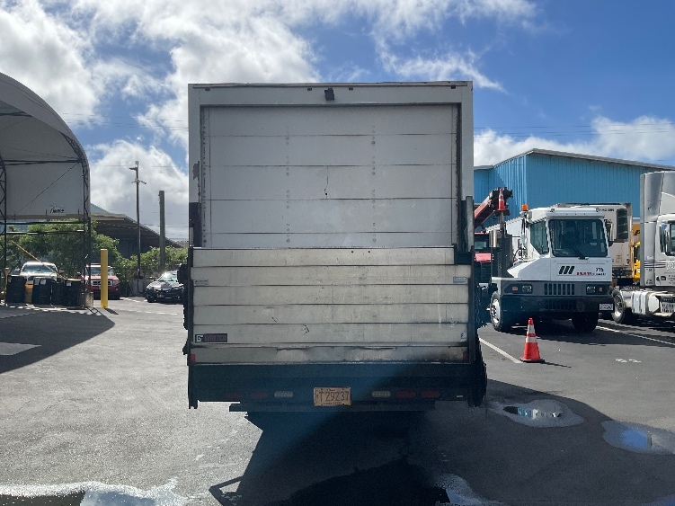2020 Isuzu NQR in Torrance, CA — photo 7