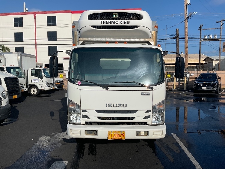 2020 Isuzu NQR in La Mirada, CA — photo 2