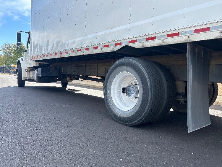 2020 Freightliner eM2 in Chicago (Melrose Park), IL — photo 5