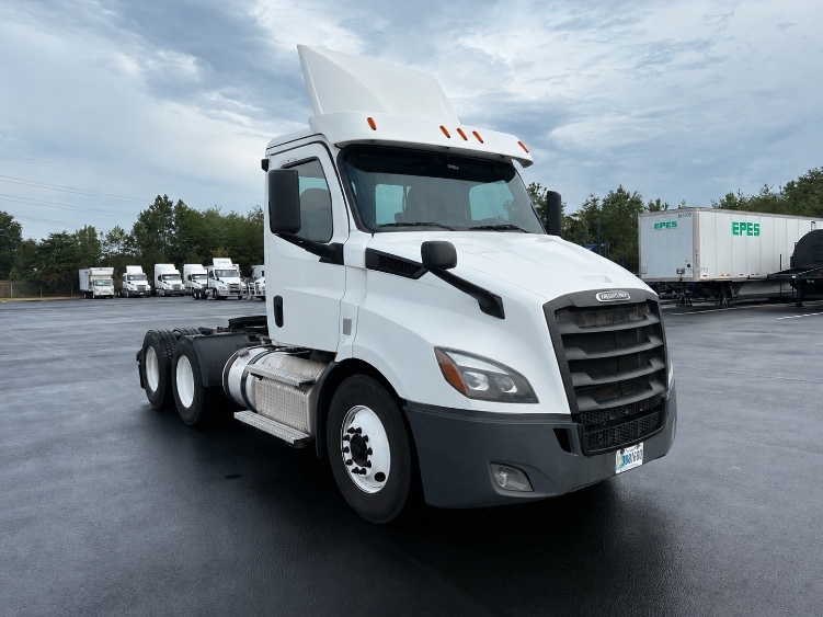 2020 Freightliner Cascadia in Greenville, SC