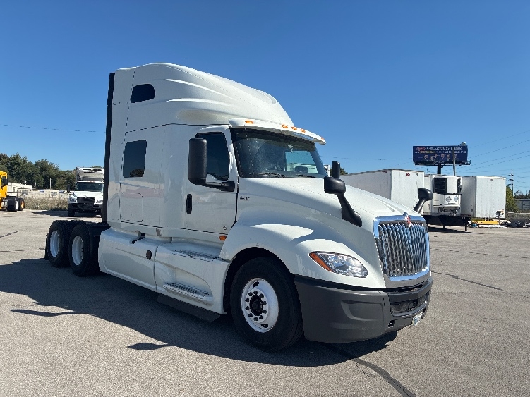2020 International LT in Fort Wayne, IN