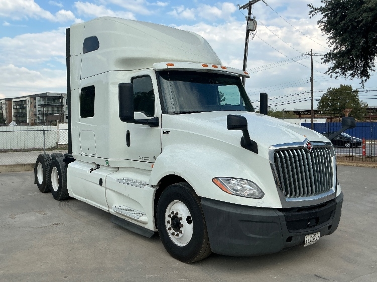 2020 International LT in Dallas, TX