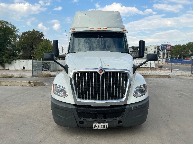 2020 International LT in Dallas, TX — photo 2