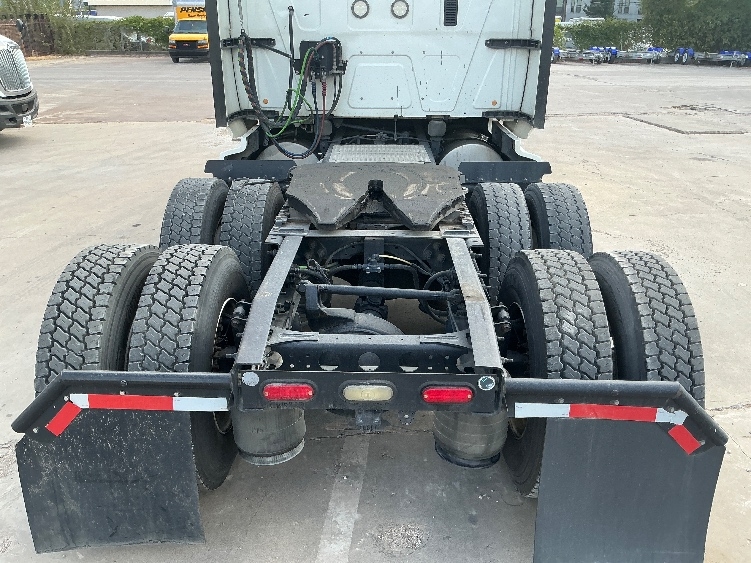 2020 International LT in Dallas, TX — photo 6