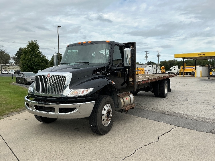 2020 International MV in Elkhart, IN — photo 3