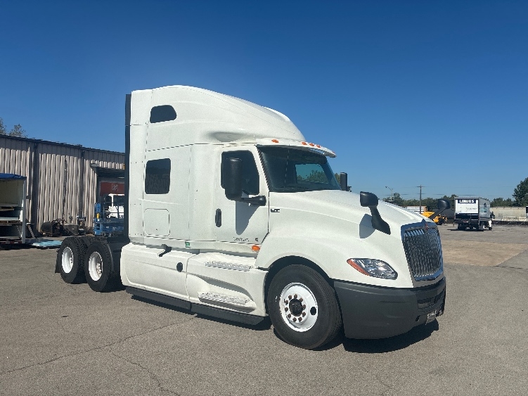 2020 International LT in Fort Wayne, IN