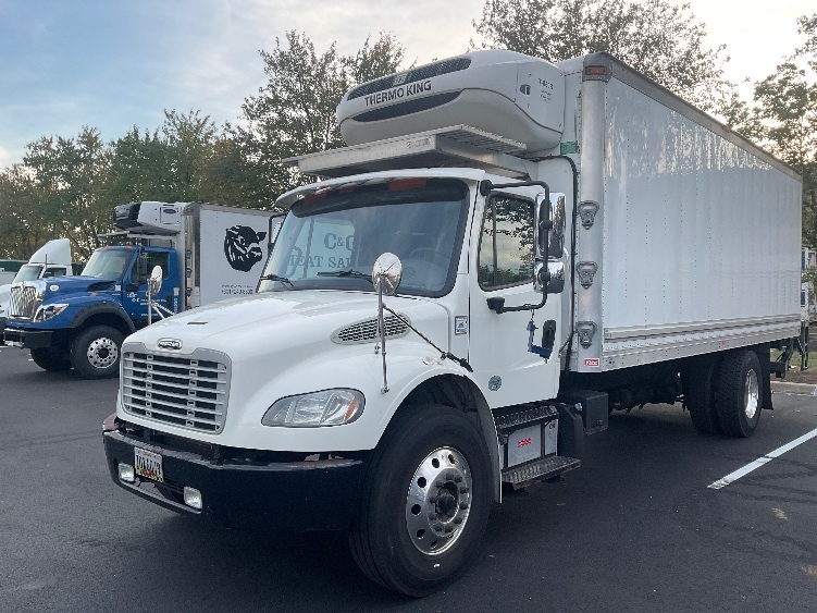 2020 Freightliner eM2 in Capitol Heights, MD — photo 3