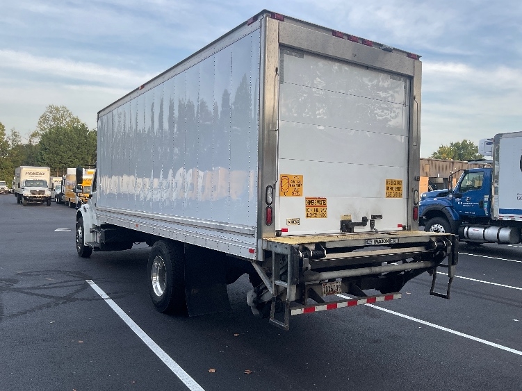 2020 Freightliner eM2 in Capitol Heights, MD — photo 6