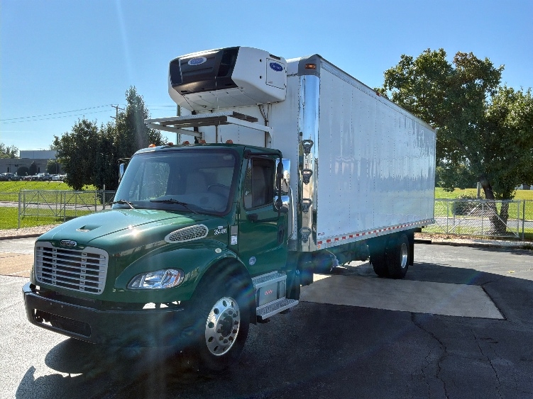 2020 Freightliner eM2 in Dayton, NJ — photo 3