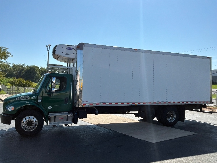 2020 Freightliner eM2 in Dayton, NJ — photo 4