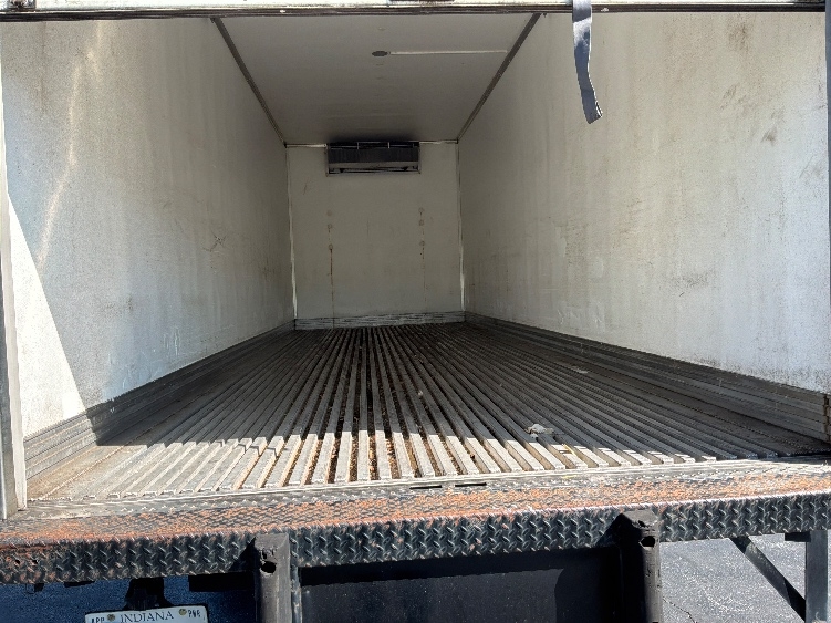 2020 Freightliner eM2 in Dayton, NJ — photo 8