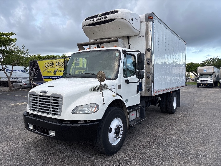 2020 Freightliner eM2 in Medley, FL — photo 3