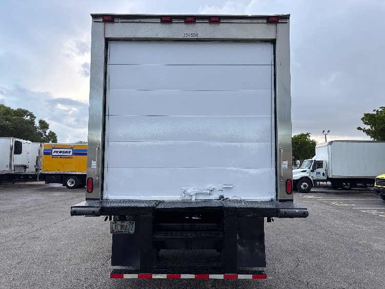 2020 Freightliner eM2 in Medley, FL — photo 6
