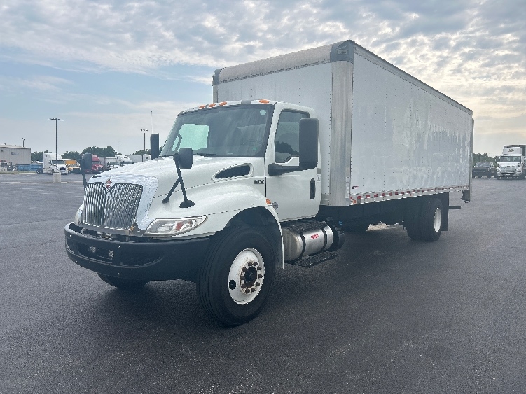 2020 International MV in Lowell, AR — photo 3