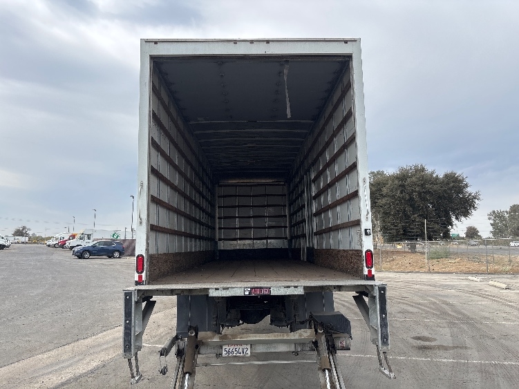 2020 International MV in Fresno, CA — photo 8