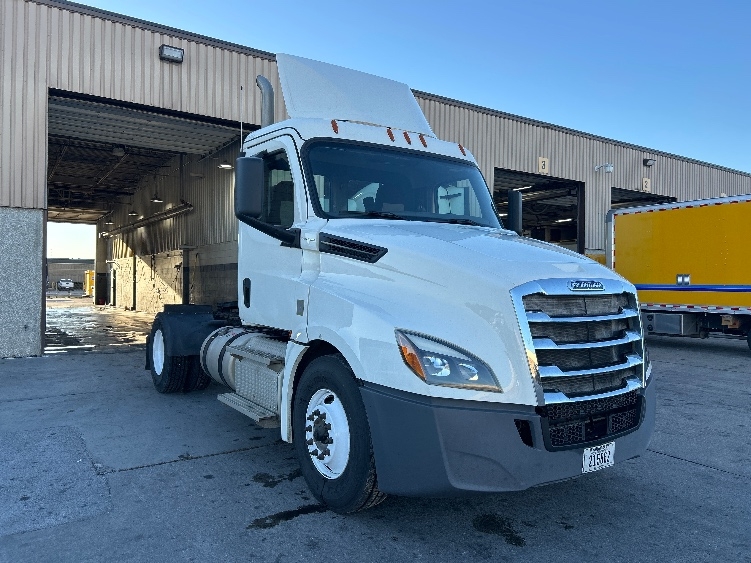 2020 Freightliner Cascadia in Omaha, NE