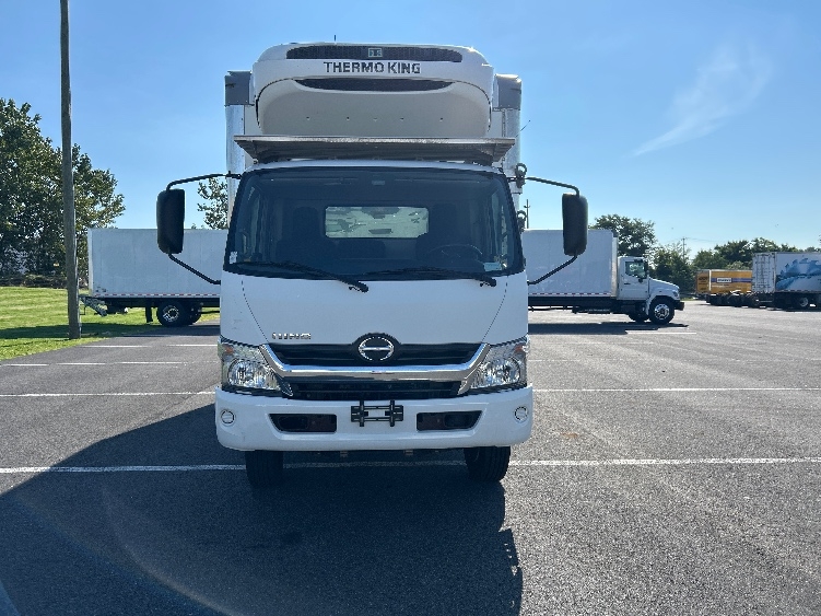 2020 Hino 195 in Philadelphia, PA — photo 2