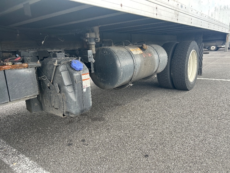 2020 Hino 195 in Philadelphia, PA — photo 5