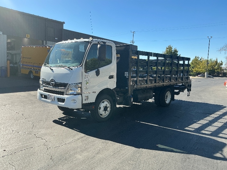 2020 Hino 195 in Torrance, CA — photo 3