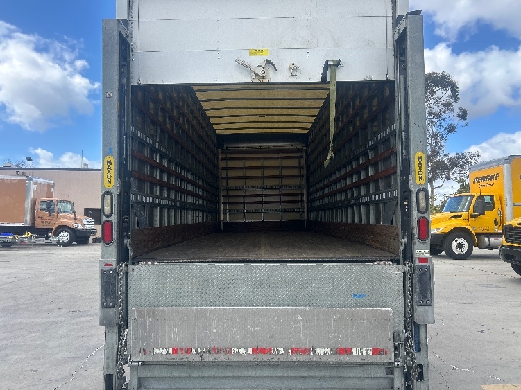 2020 International MV in Torrance, CA — photo 8