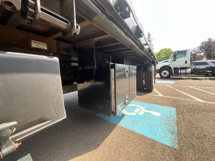 2020 Freightliner eM2 in Portland, OR — photo 5