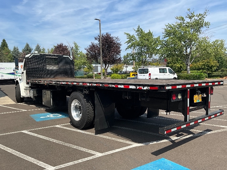 2020 Freightliner eM2 in Portland, OR — photo 6