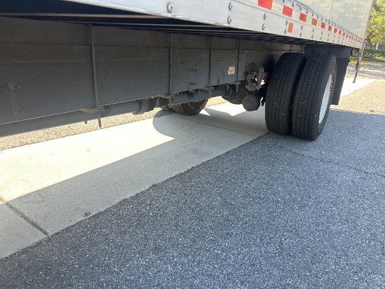 2020 Hino 268 in Torrance, CA — photo 5