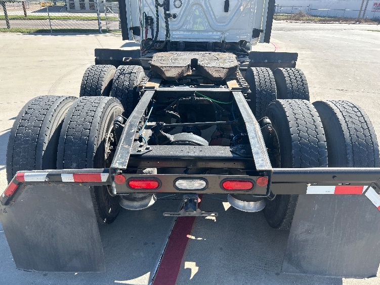 2020 Freightliner Cascadia in Amarillo, TX — photo 6