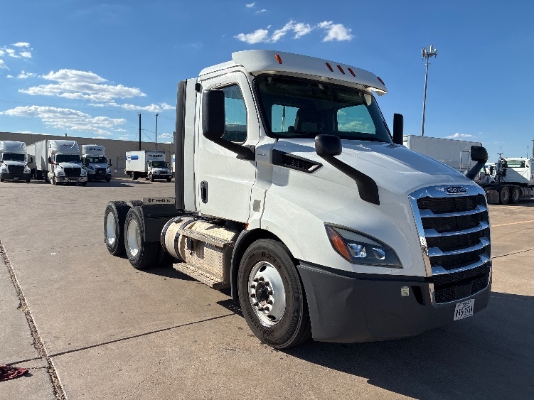 2020 Freightliner Cascadia in Lubbock, TX