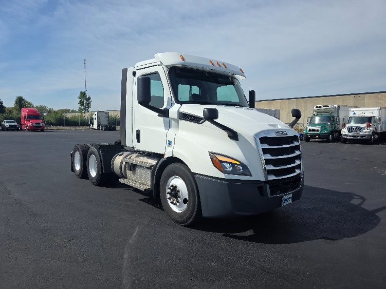 2020 Freightliner Cascadia in Indianapolis, IN