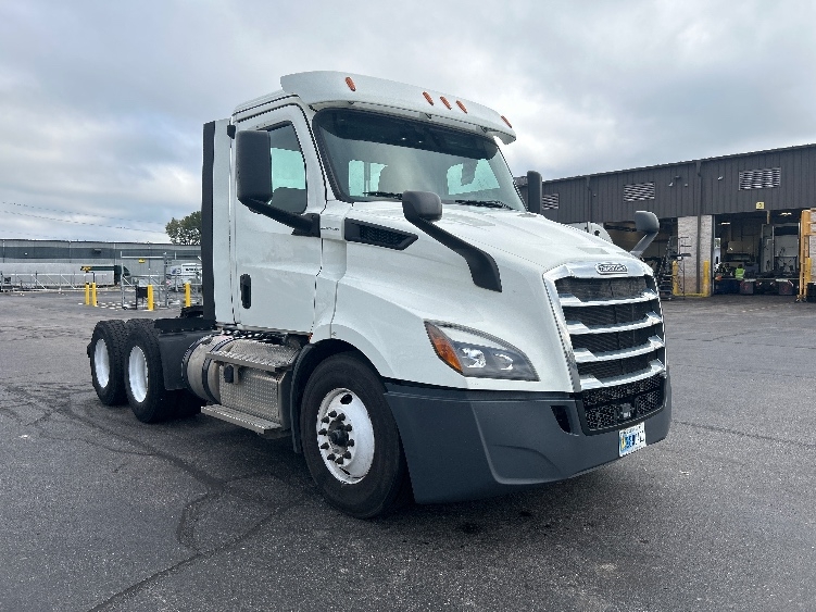 2020 Freightliner Cascadia in Piqua, OH
