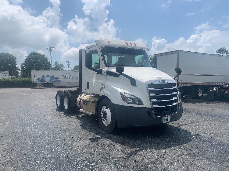 2020 Freightliner Cascadia in Concord, NC