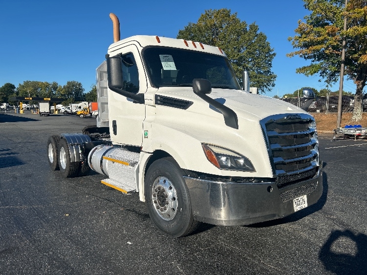 2020 Freightliner Cascadia in Concord, NC