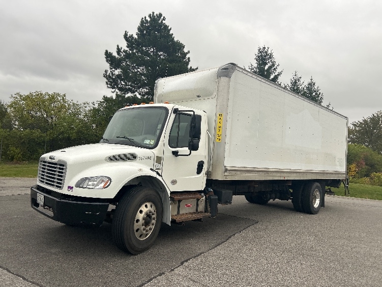2020 Freightliner eM2 in Fredonia, NY — photo 3