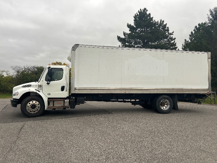 2020 Freightliner eM2 in Fredonia, NY — photo 4