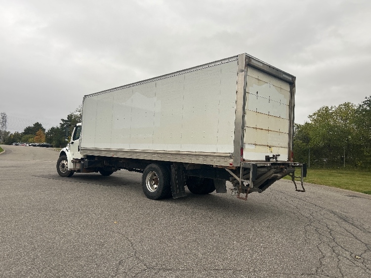 2020 Freightliner eM2 in Fredonia, NY — photo 6