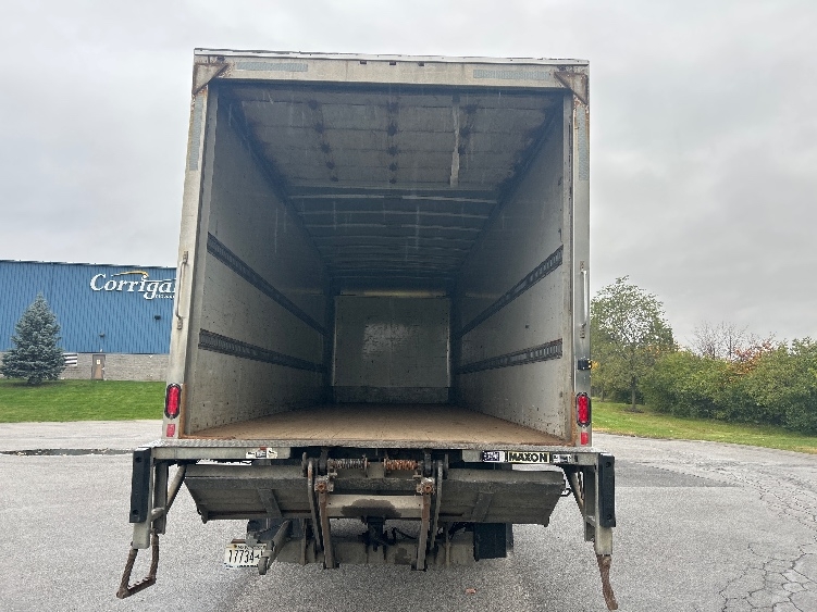 2020 Freightliner eM2 in Fredonia, NY — photo 8