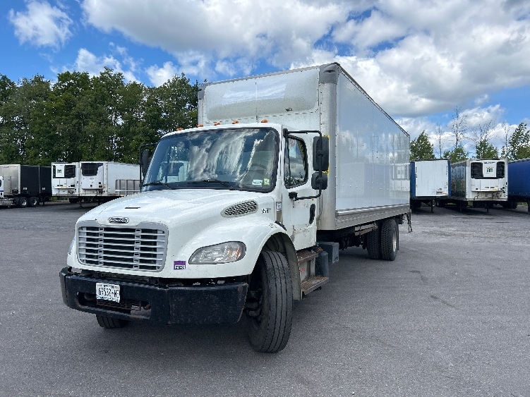 2020 Freightliner eM2 in Fredonia, NY — photo 3