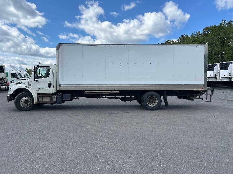 2020 Freightliner eM2 in Fredonia, NY — photo 4