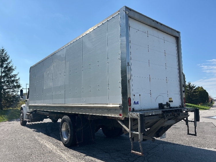 2020 Freightliner eM2 in Fredonia, NY — photo 6
